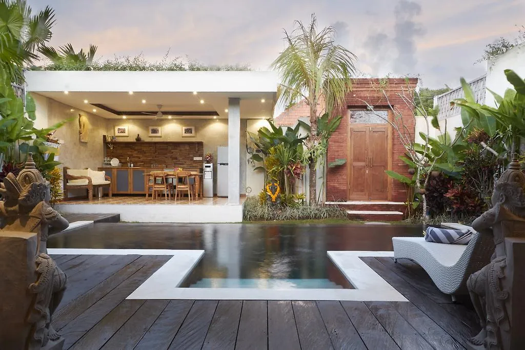 Kubu Kayu Villas Seminyak