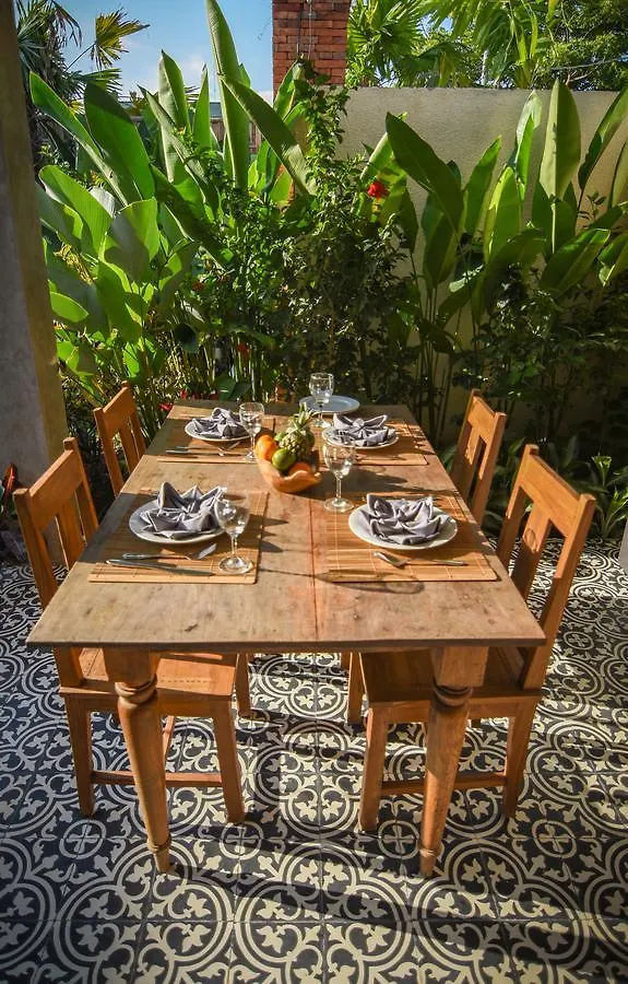 Kubu Kayu Villas Seminyak  0*, Seminyak (Bali)